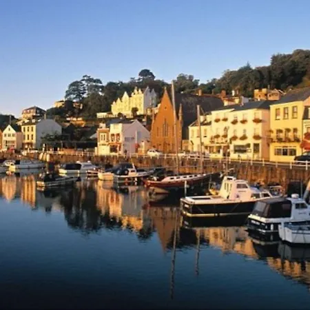 Fabulous In Historic House In Apartment *