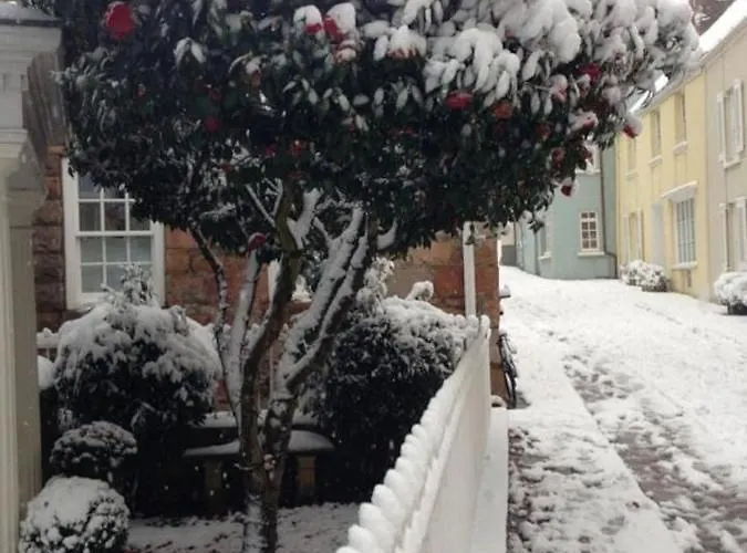Apartment Fabulous In Historic House In St Aubin