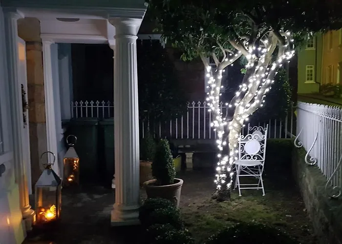 Fabulous In Historic House In Apartment