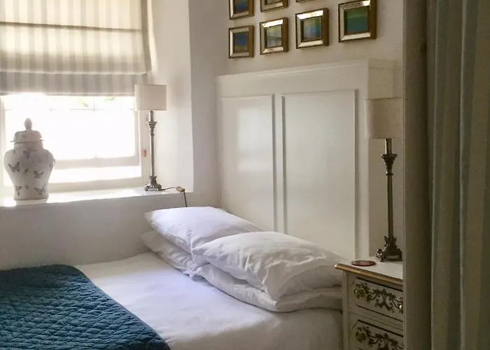 Fabulous In Historic House In * St Aubin