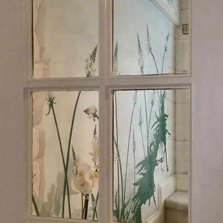 Fabulous In Historic House In