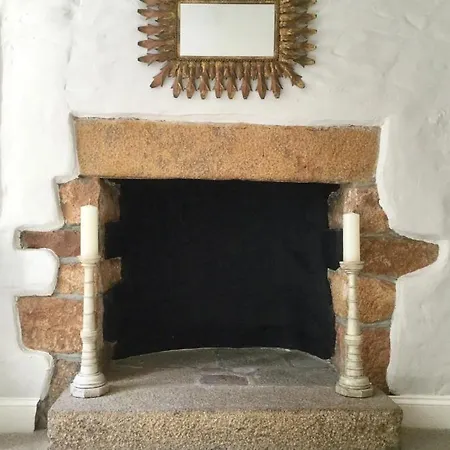 Fabulous In Historic House In * St Aubin