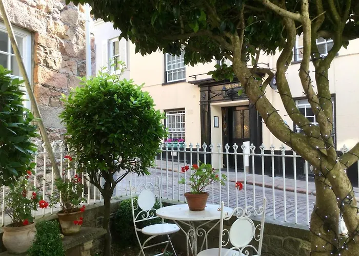 Lejlighed Fabulous In Historic House In *